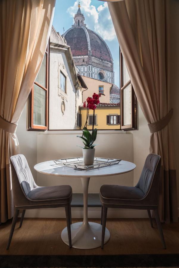 Brunelleschi Suite ฟลอเรนซ์ ภายนอก รูปภาพ