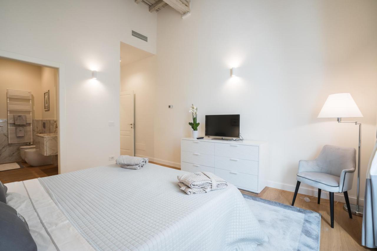 Brunelleschi Suite ฟลอเรนซ์ ภายนอก รูปภาพ